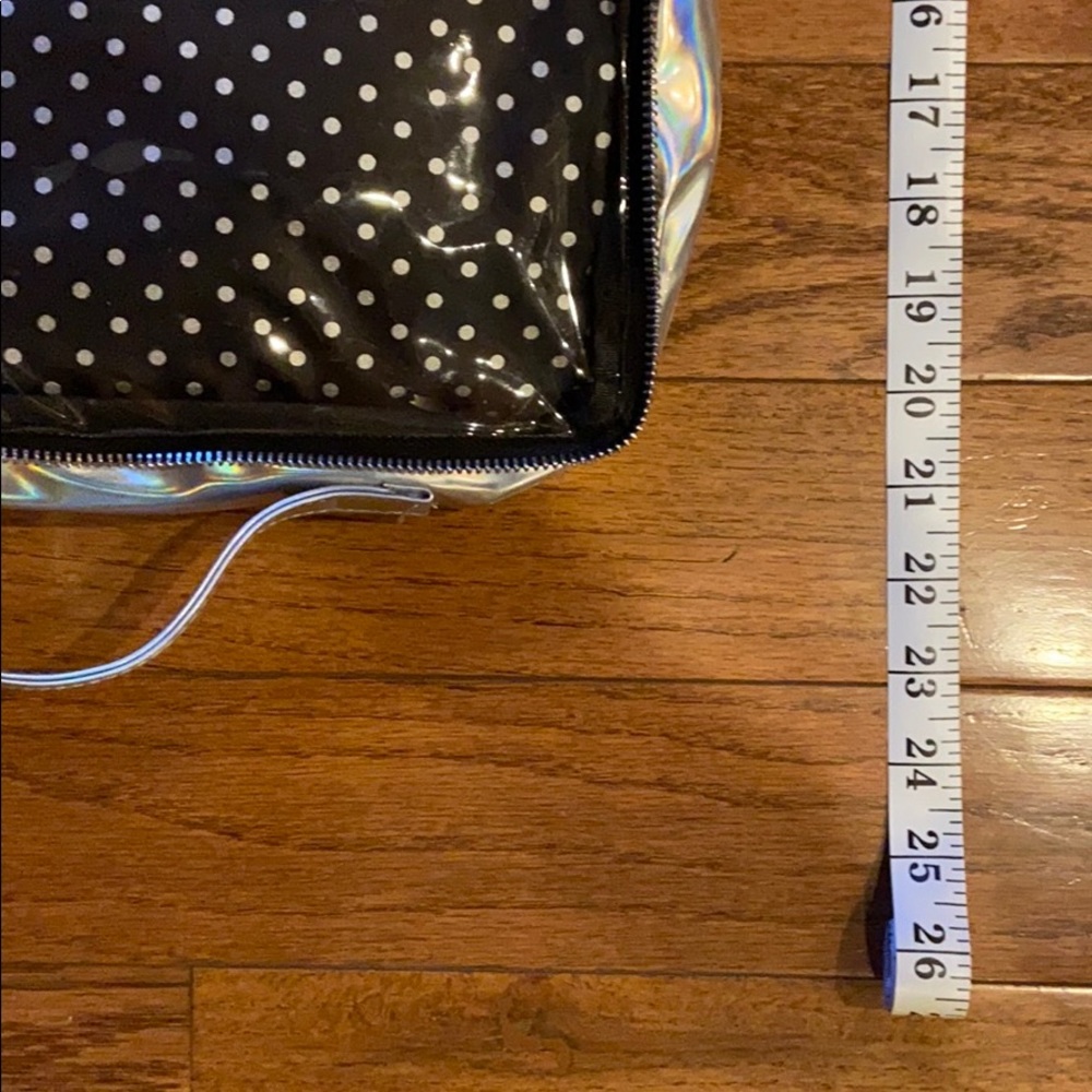 Makeup Bag - image 7